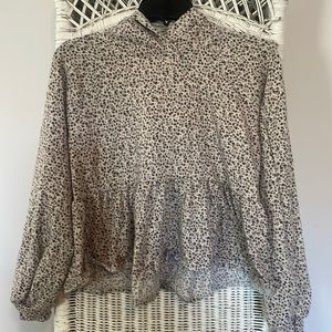 Urban Romantics small sweater hoodie